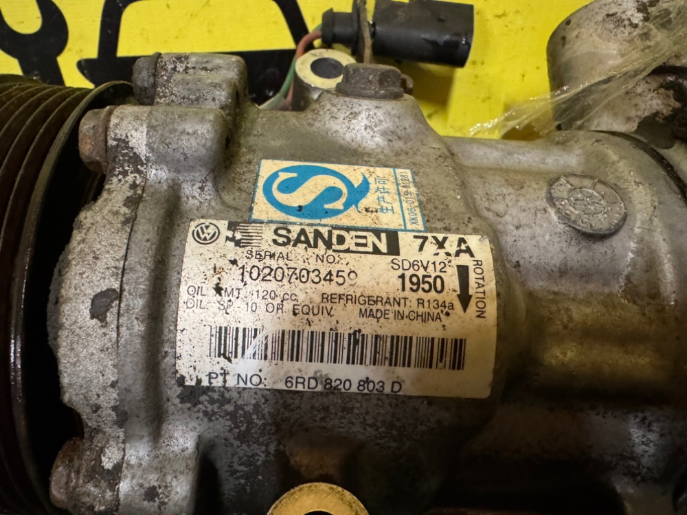 Компрессор кондиционера Volkswagen Polo 2014 5