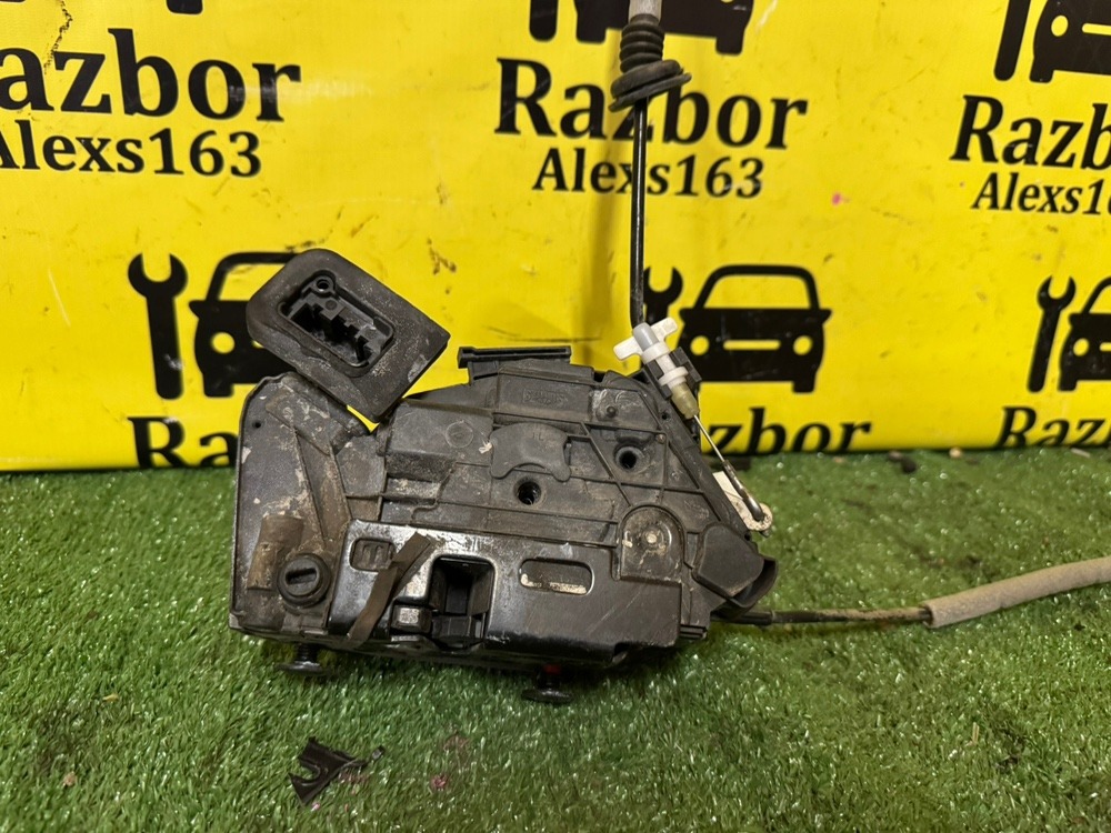 Замок двери Volkswagen Polo 2016 V рестайлинг