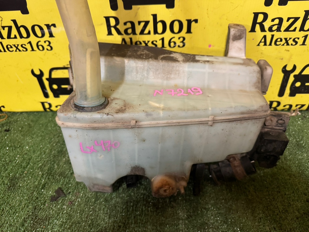 Бачок омывателя Lexus Lx 470 2005 J100