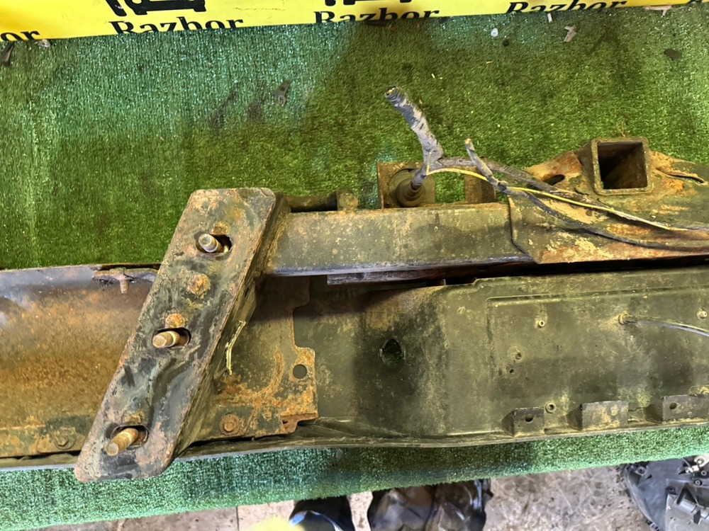 Бампер Ford F150 2012 Raptor