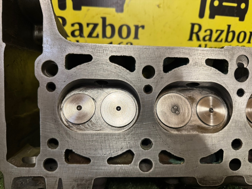 Головка блока цилиндров Chevrolet Niva 2017 2123
