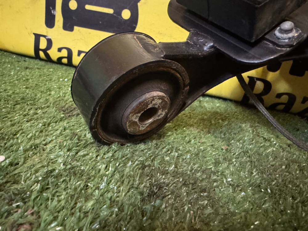 Опора двигателя Toyota Camry 2013 V50