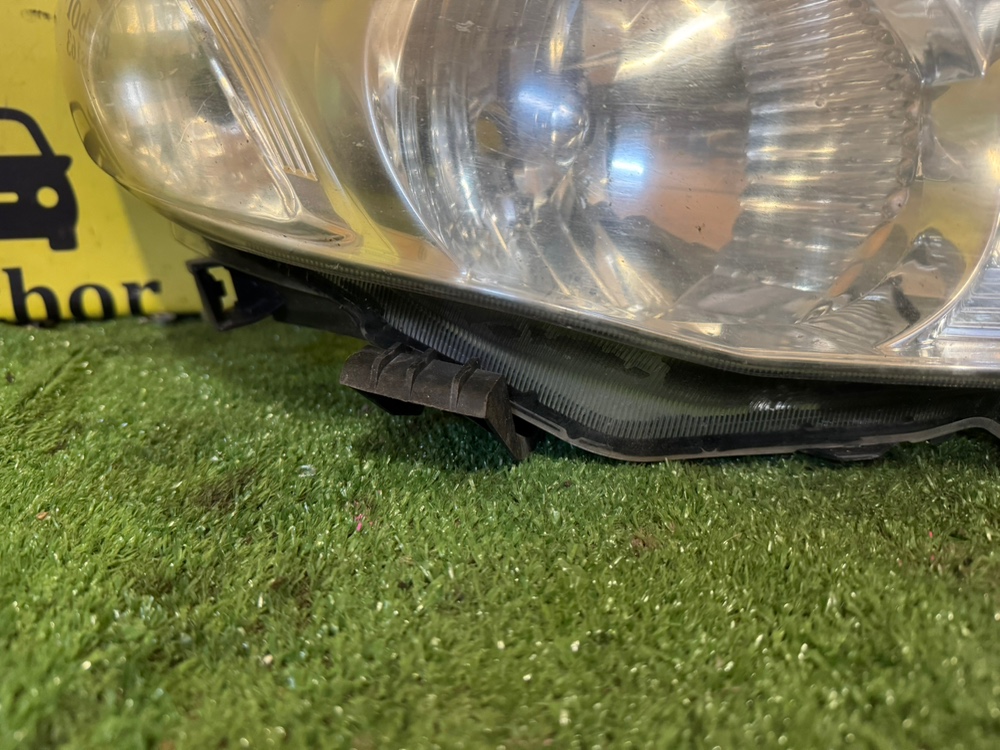 Фара Toyota Corolla 2008 E150