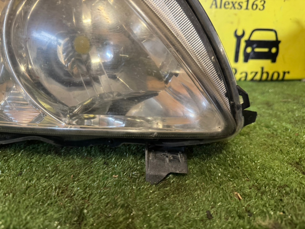 Фара Toyota Corolla 2008 E150