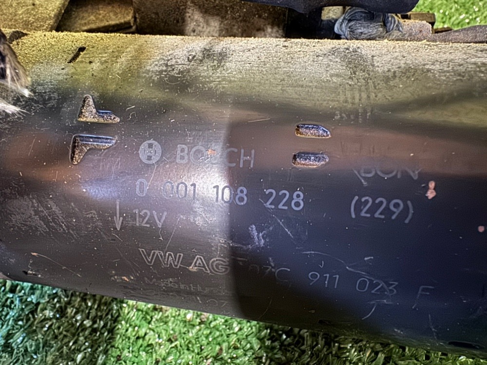 Стартер Volkswagen Touareg 2008 7L