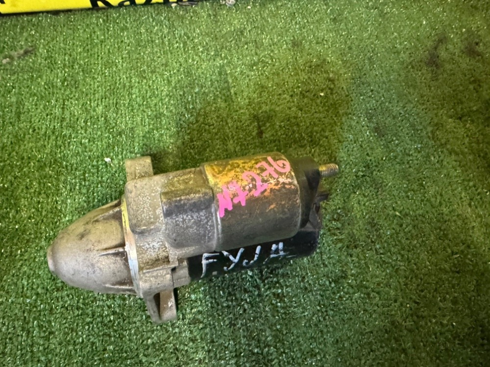 Стартер Ford Fiesta 2005 MK5