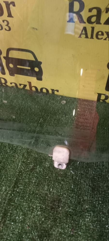 Стекло двери Mitsubishi Lancer 2008 X