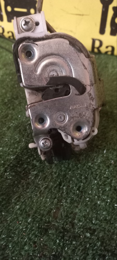 Замок двери Mitsubishi Lancer 2008 X