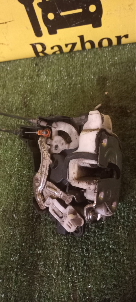 Замок двери Mitsubishi Lancer 2008 X