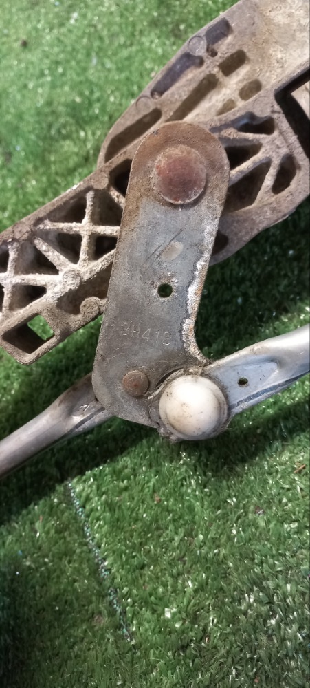 Трапеция дворников Mitsubishi Lancer 2008 X