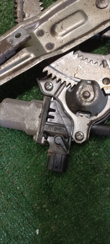 Стеклоподъемник Mitsubishi Lancer 2008 X