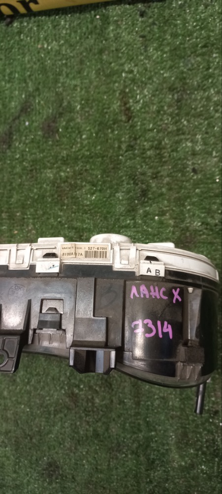 Щиток приборов Mitsubishi Lancer 2008 X