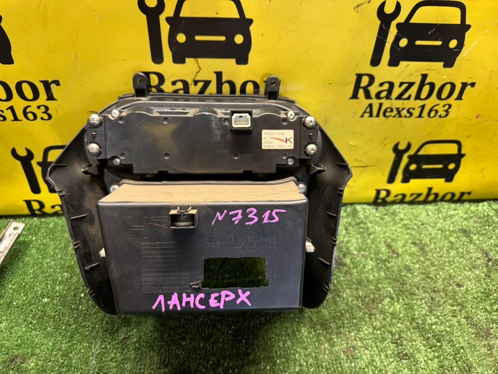 Блок управления климатом Mitsubishi Lancer 2008 X