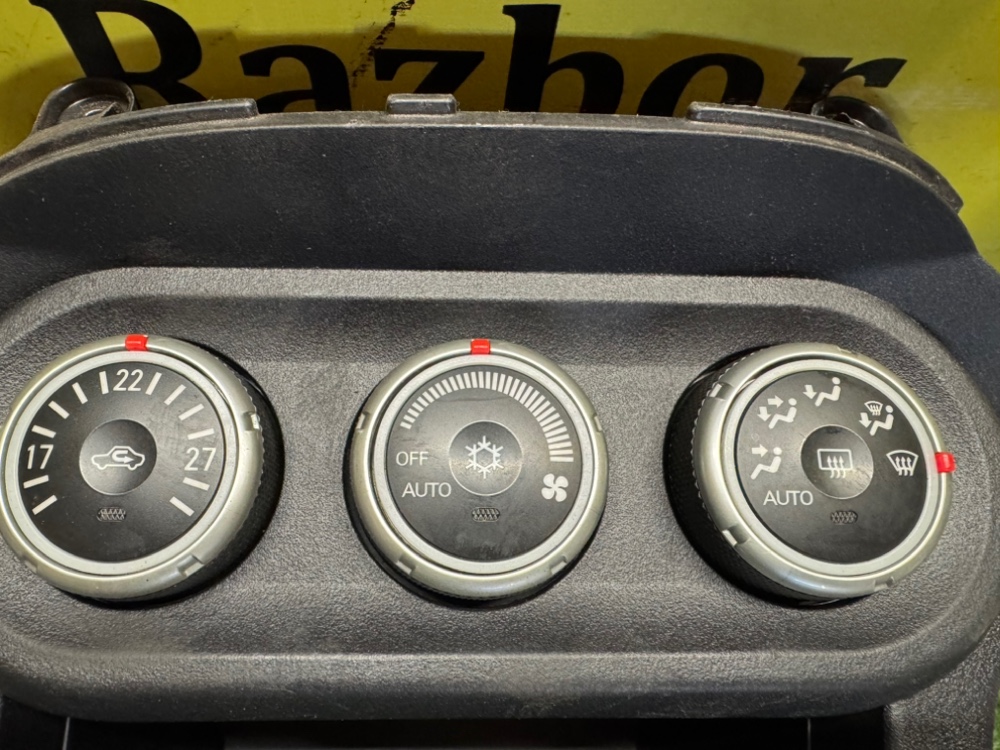 Блок управления климатом Mitsubishi Lancer 2008 X