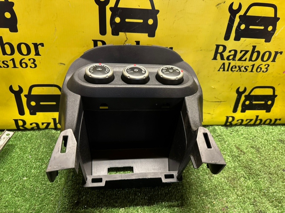 Блок управления климатом Mitsubishi Lancer 2008 X