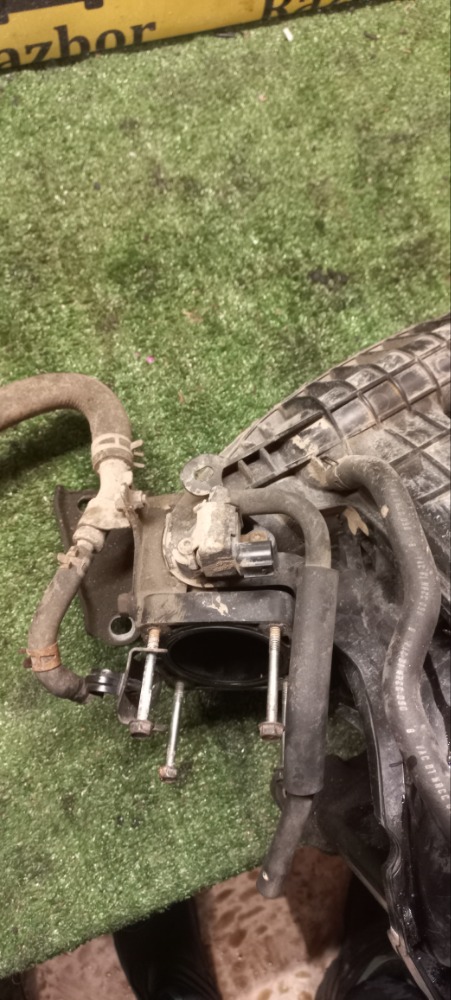 Впускной коллектор Mitsubishi Lancer 2008 X