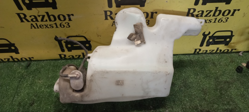 Бачок омывателя Lada XRAY 2018 хетчбек 5-дверный