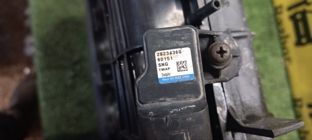 Впускной коллектор Lada XRAY 2018 хетчбек 5-дверный