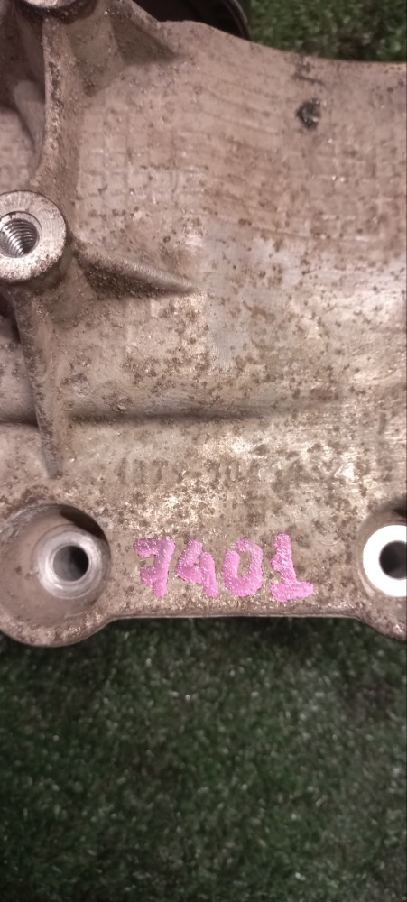 Кронштейн генератора Lada XRAY 2018 хетчбек 5-дверный