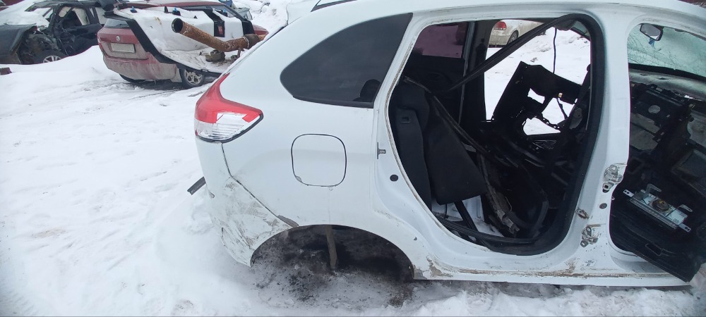 Крыло Lada XRAY 2018 хетчбек 5-дверный