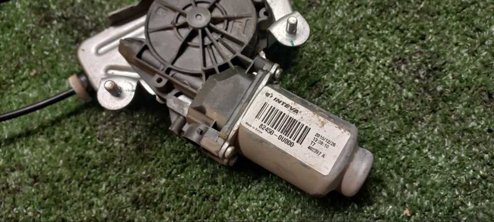 Стеклоподъемник Kia Rio 3 2017 седан