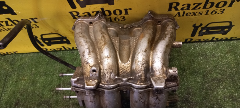 Впускной коллектор ВАЗ Niva 2013 2121