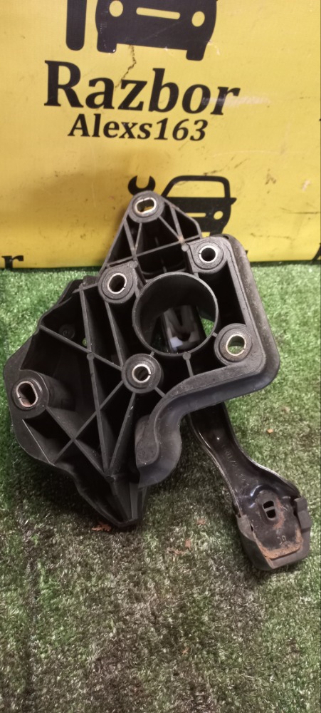 Педаль тормоза VOLKSWAGEN Polo 2014