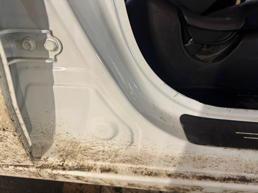 Порог кузова Kia Rio 3 2017 седан