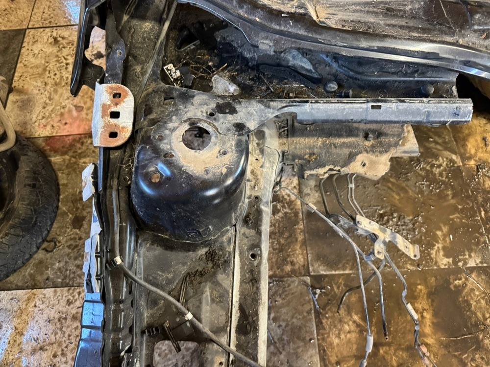 Лонжерон Ford Focus 2013 3