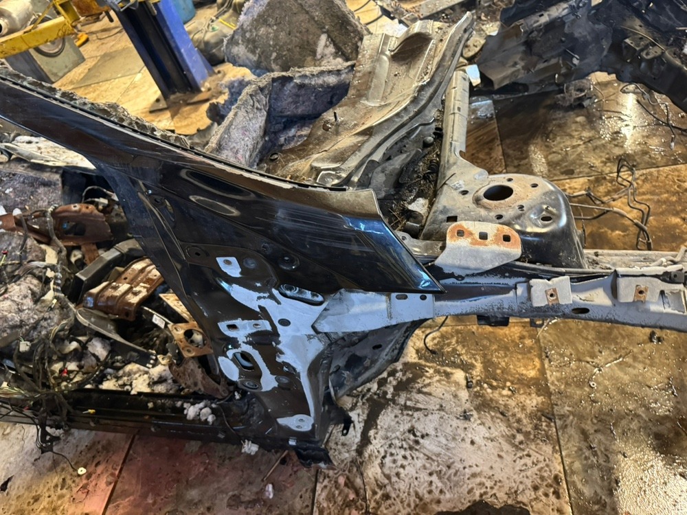 Лонжерон Ford Focus 2013 3