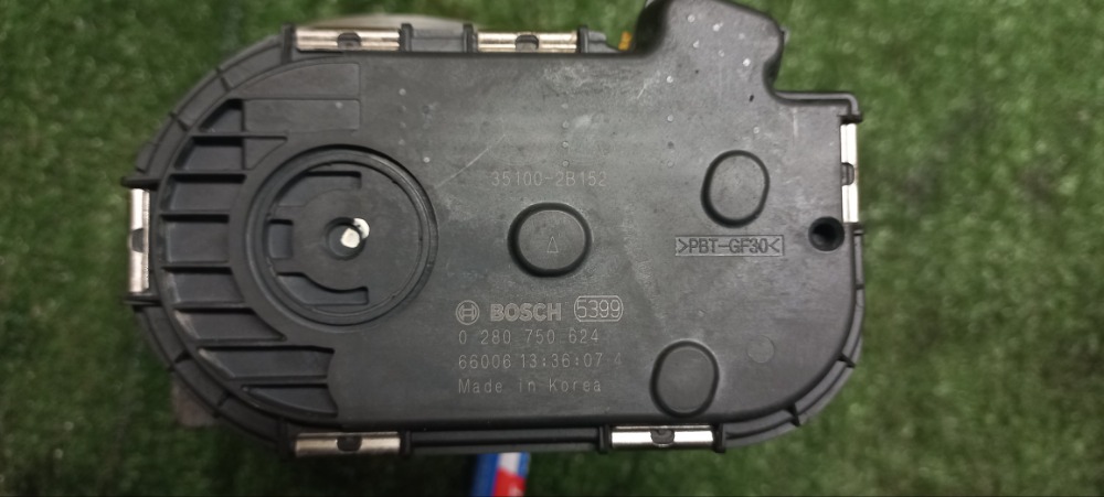 Дроссельная заслонка Kia Rio 3 2017 седан