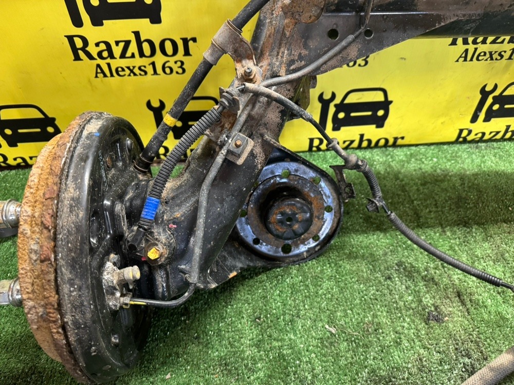 Балка Kia Rio 3 2017 седан