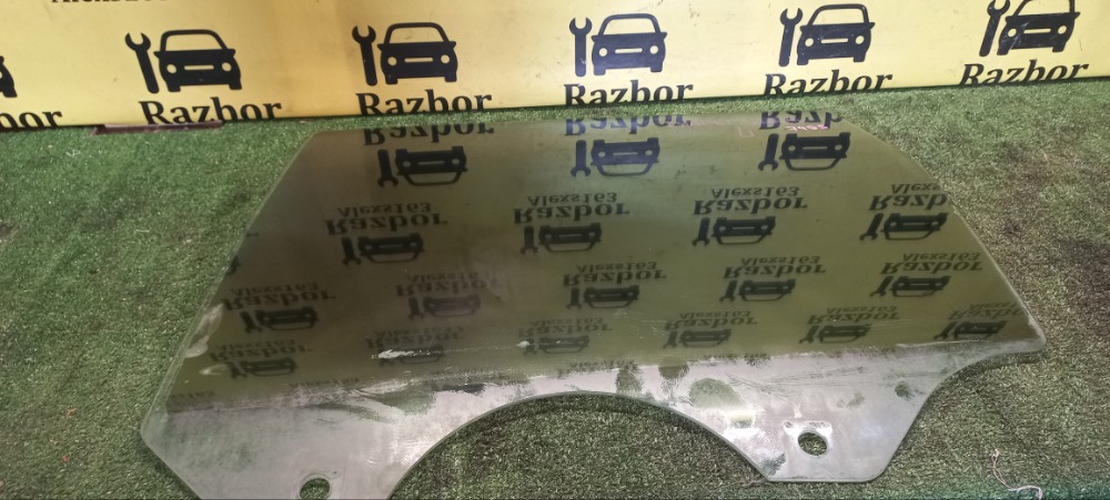 Стекло двери Volkswagen Touareg 2007 1