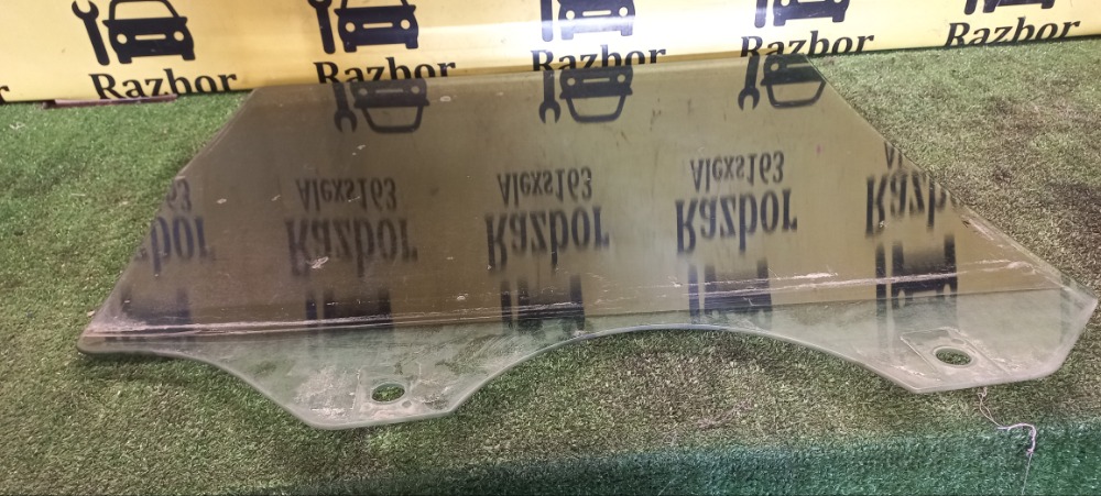 Стекло двери Volkswagen Touareg 2007 1