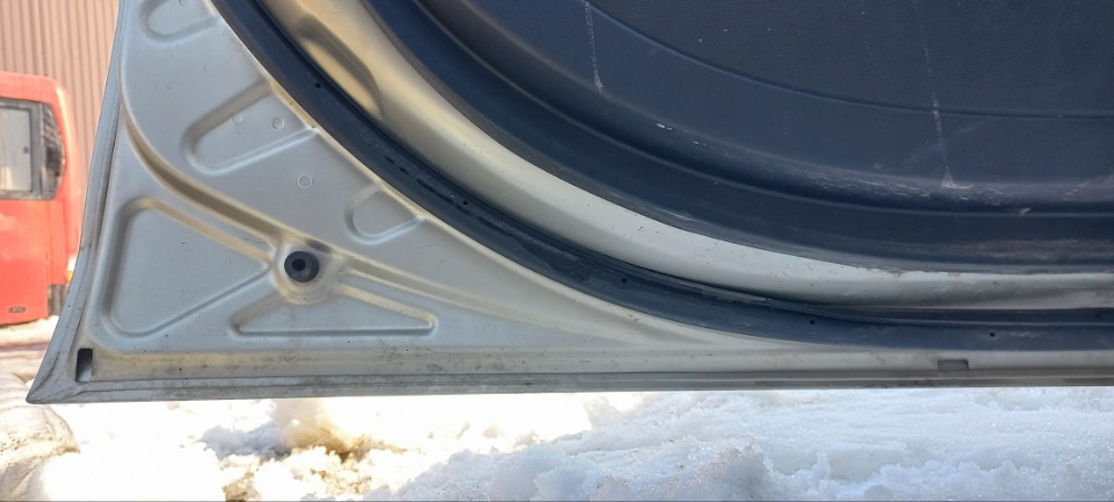 Передняя левая дверь Mitsubishi Lancer 2008 X