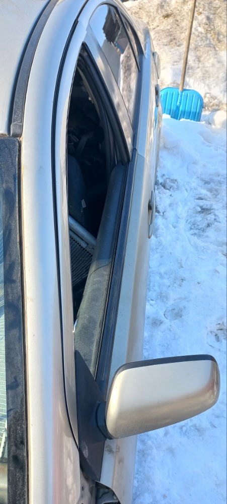 Передняя левая дверь Mitsubishi Lancer 2008 X