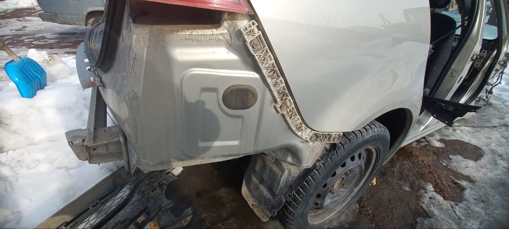 Крыло Mitsubishi Lancer 2008 X