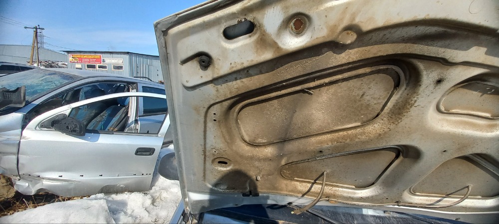 Капот lada largus 2013