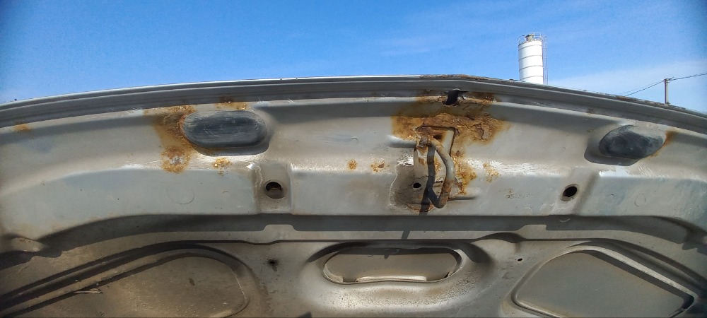 Капот lada largus 2013