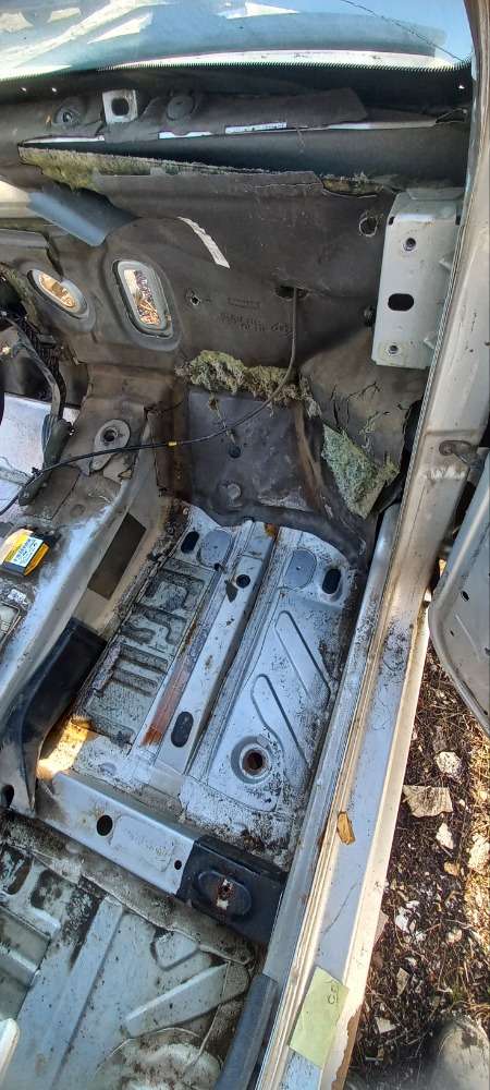 Четверть кузова lada largus 2013