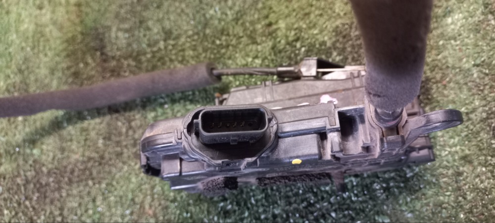 Замок двери Lada XRAY 2018 хетчбек 5-дверный