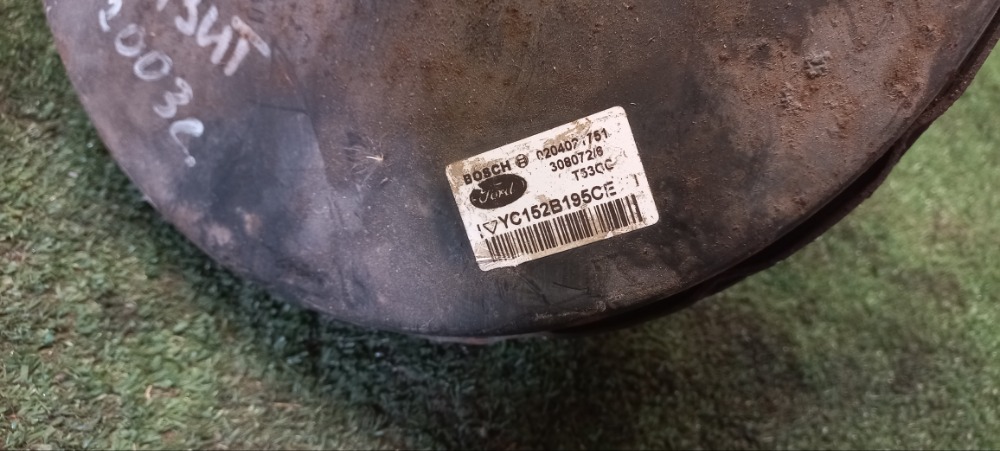 Вакуумник Ford Transit 2003 VI