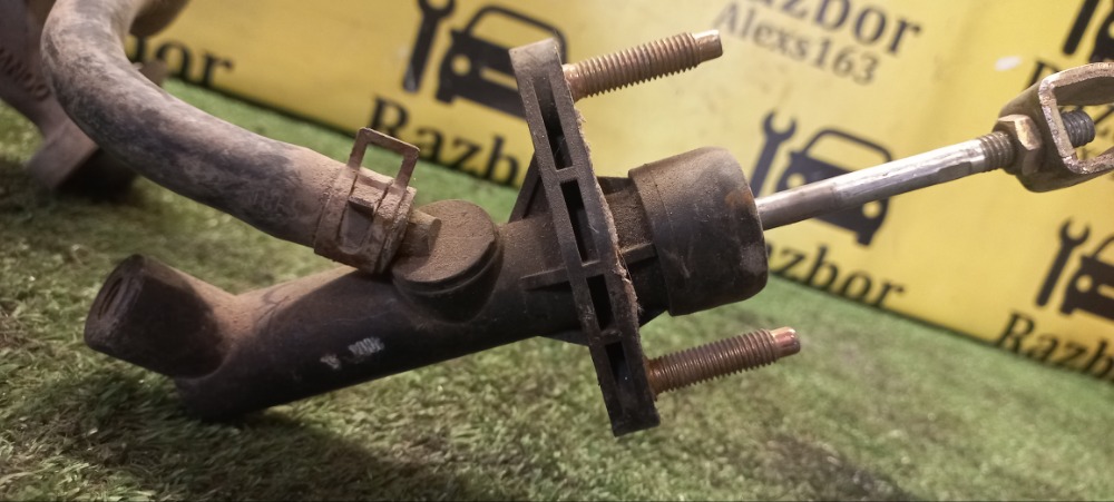 Главный тормозной цилиндр Hyundai Getz 2002-2010