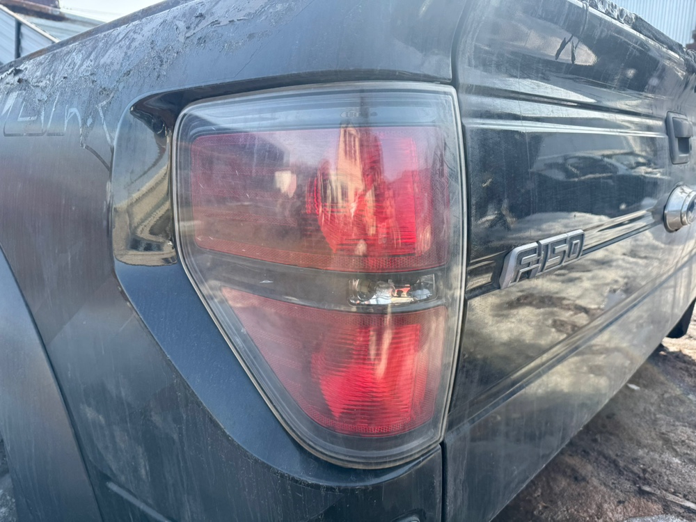 Фонарь Ford F150 2012 SVT RAPTOR
