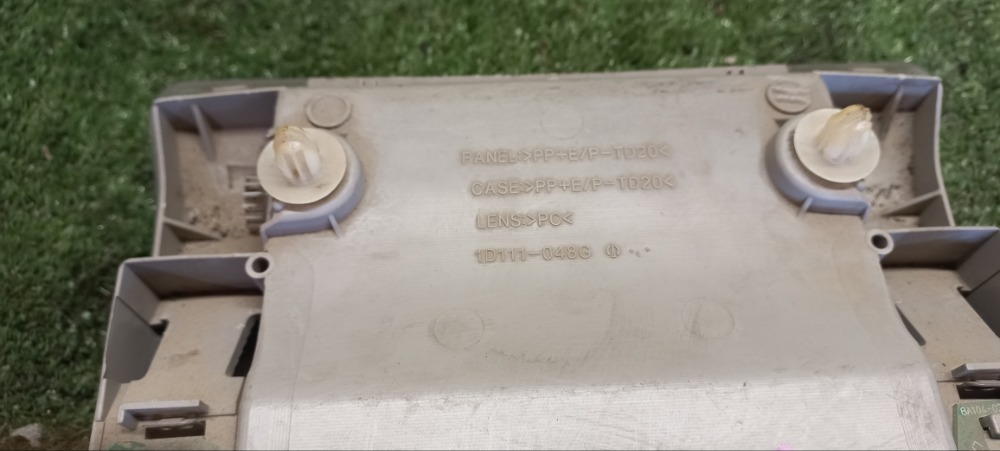 Плафон салона Toyota Corolla E150