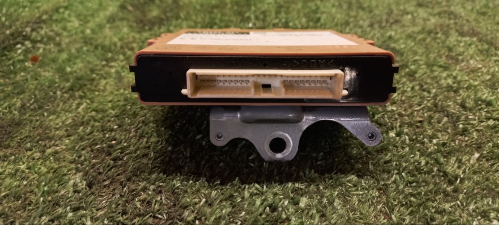 Блок управления Toyota Corolla 2011 E 151