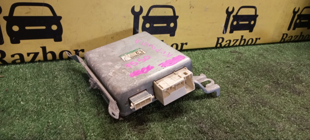 Блок управления рулевой рейкой Toyota Corolla 2011 E 151