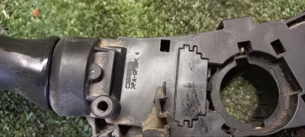 Подрулевой переключатель Toyota Corolla 2011 E 151