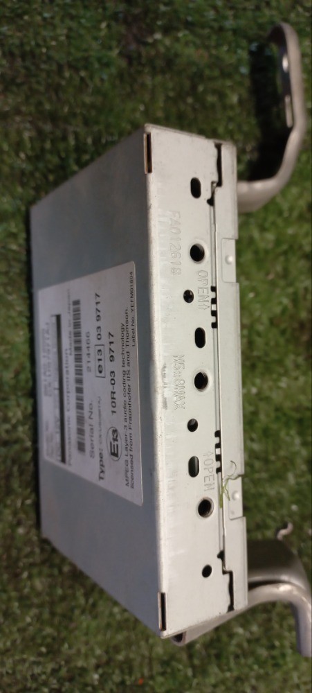 Блок электронный Toyota Corolla 2011 E 151