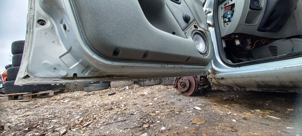 Дверь Renault symbol 2004 au14